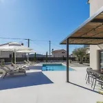 Nyaraló Minda By Interhome *