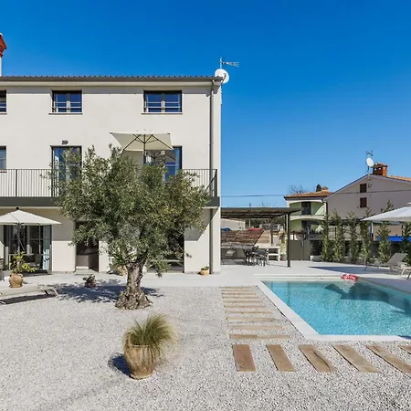 Casa Minda By Interhome Пореч